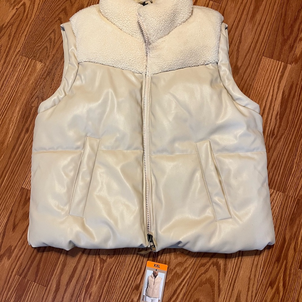 BearPaw Cream Vest with Sherpa Collar